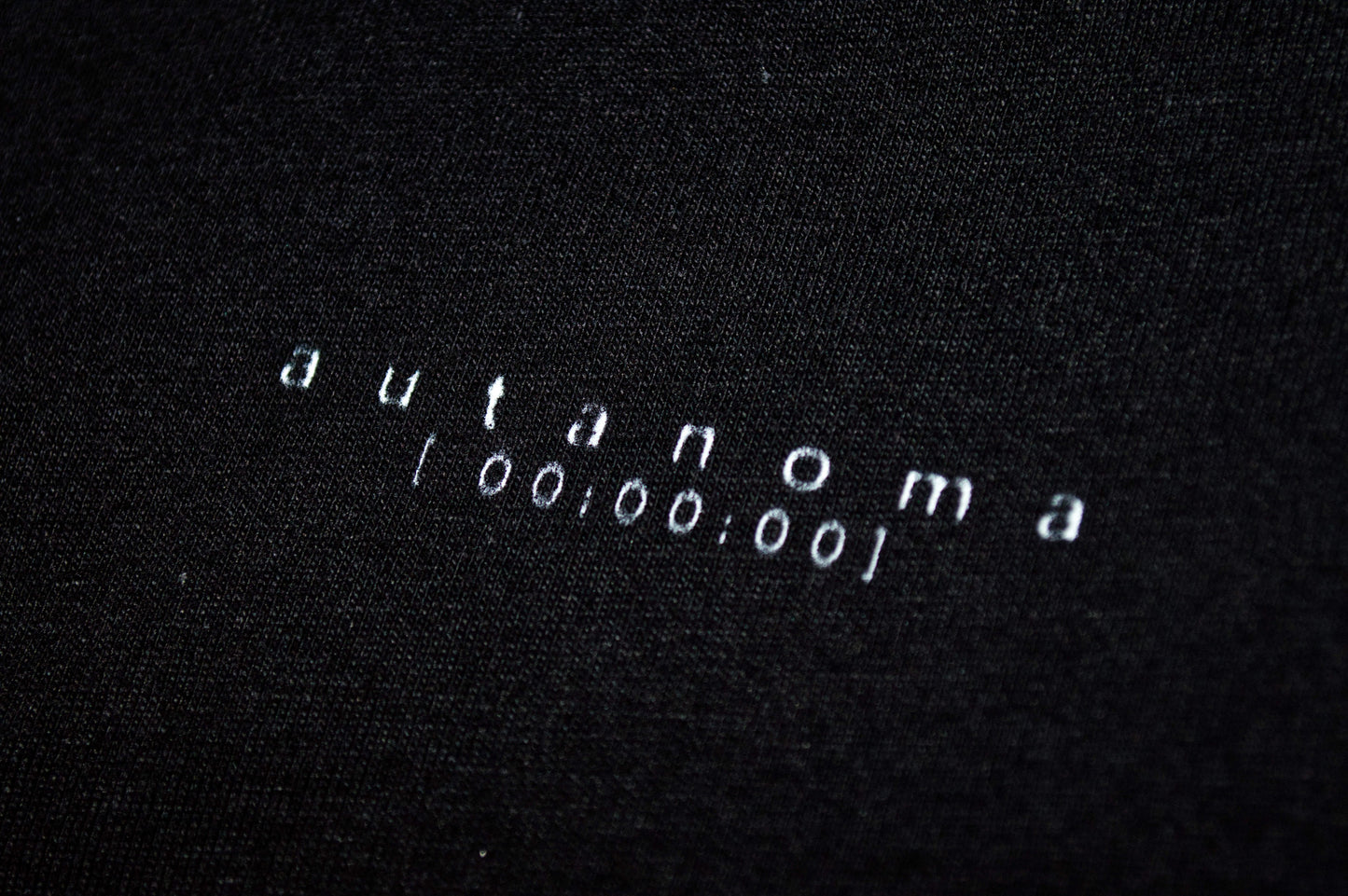 autanoma tee